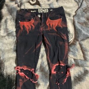 Lowrise faded riped flame jeans